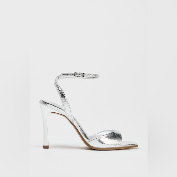 ZARA PATENT EFFECT HEELED SANDALS - Picture 7 of 10